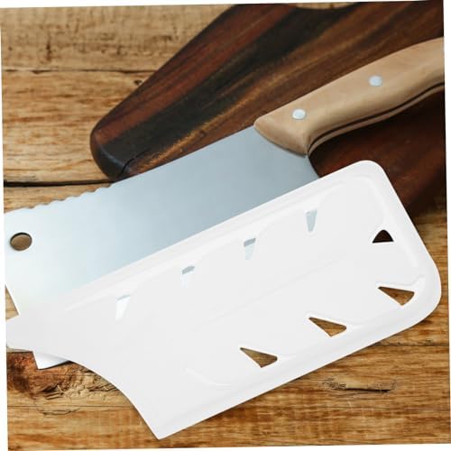Secure Horizontal Carry Case for Kitchen Knives