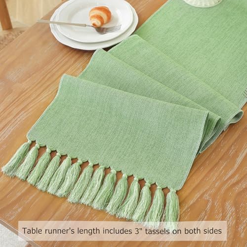 Green Table Runner Design