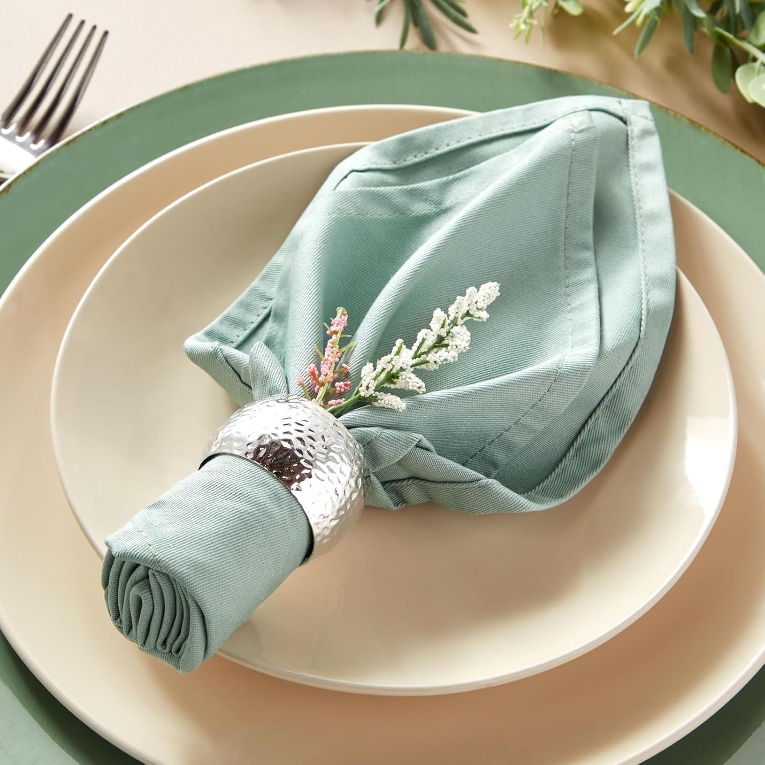 Elegance 12-Piece Silver Napkin Rings - Compact Durable Reusable for Weddings Parties