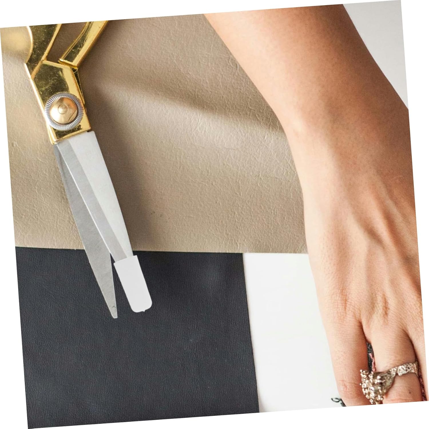 TIDTALEO Transparent Plastic Knife Blade Tip Sleeves Safety Knife Cover