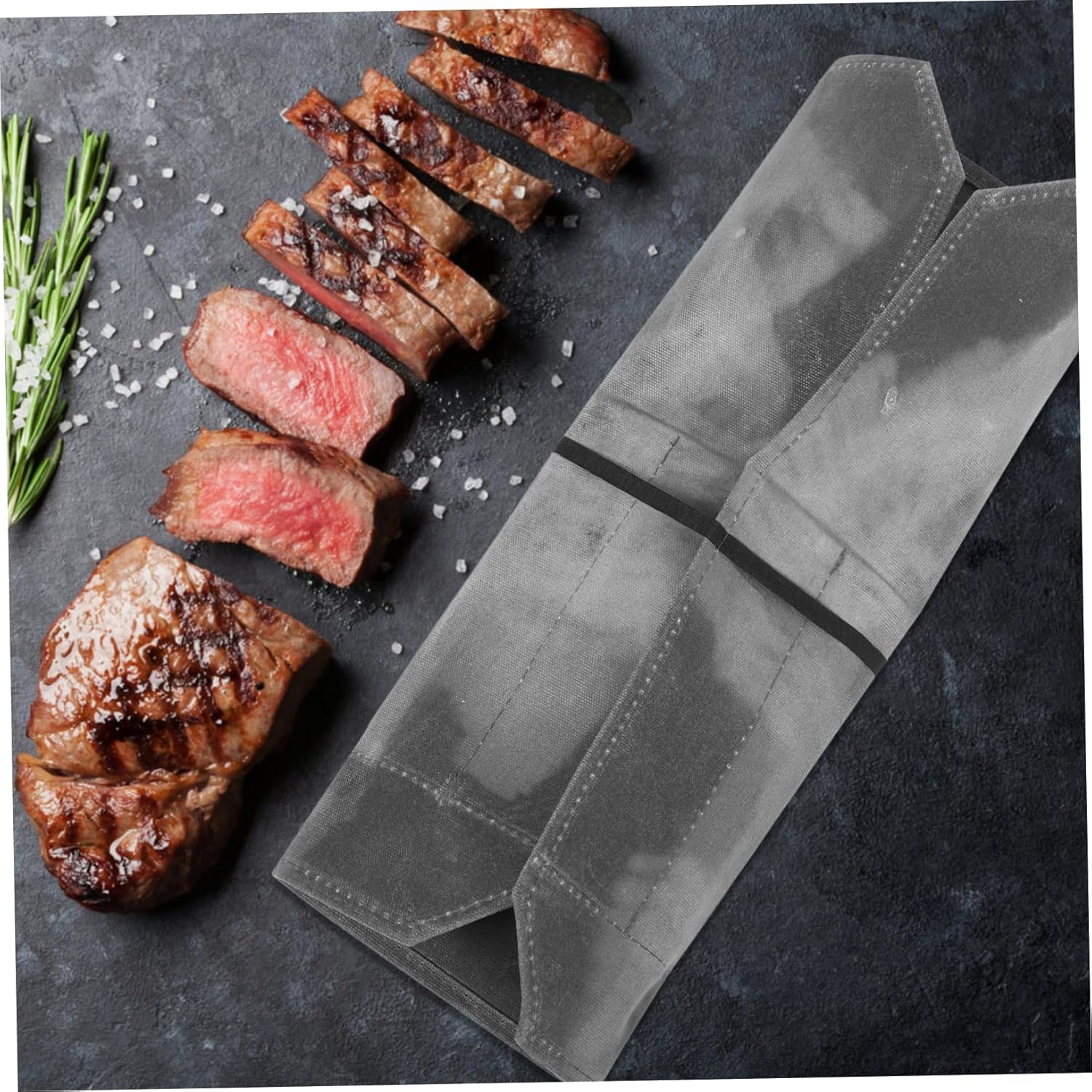 Compact Camping cutlery bag with protective lining