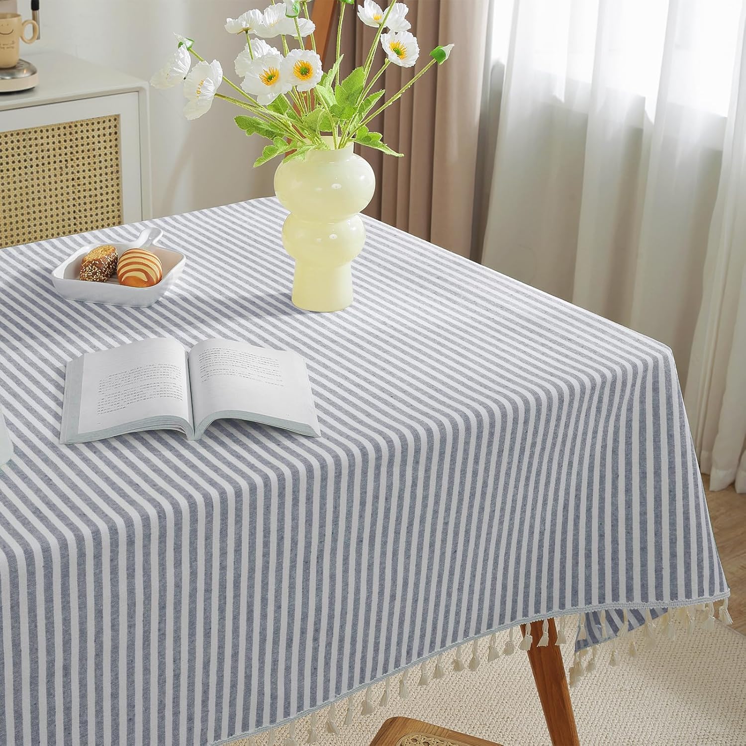 Durable Beautiful 55x102 Tablecloth Set for Dining picnics