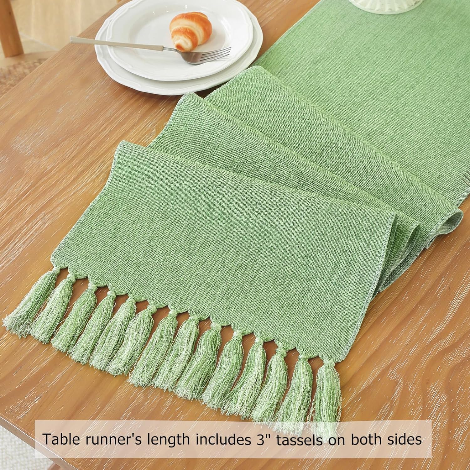 Green Table Runner Design
