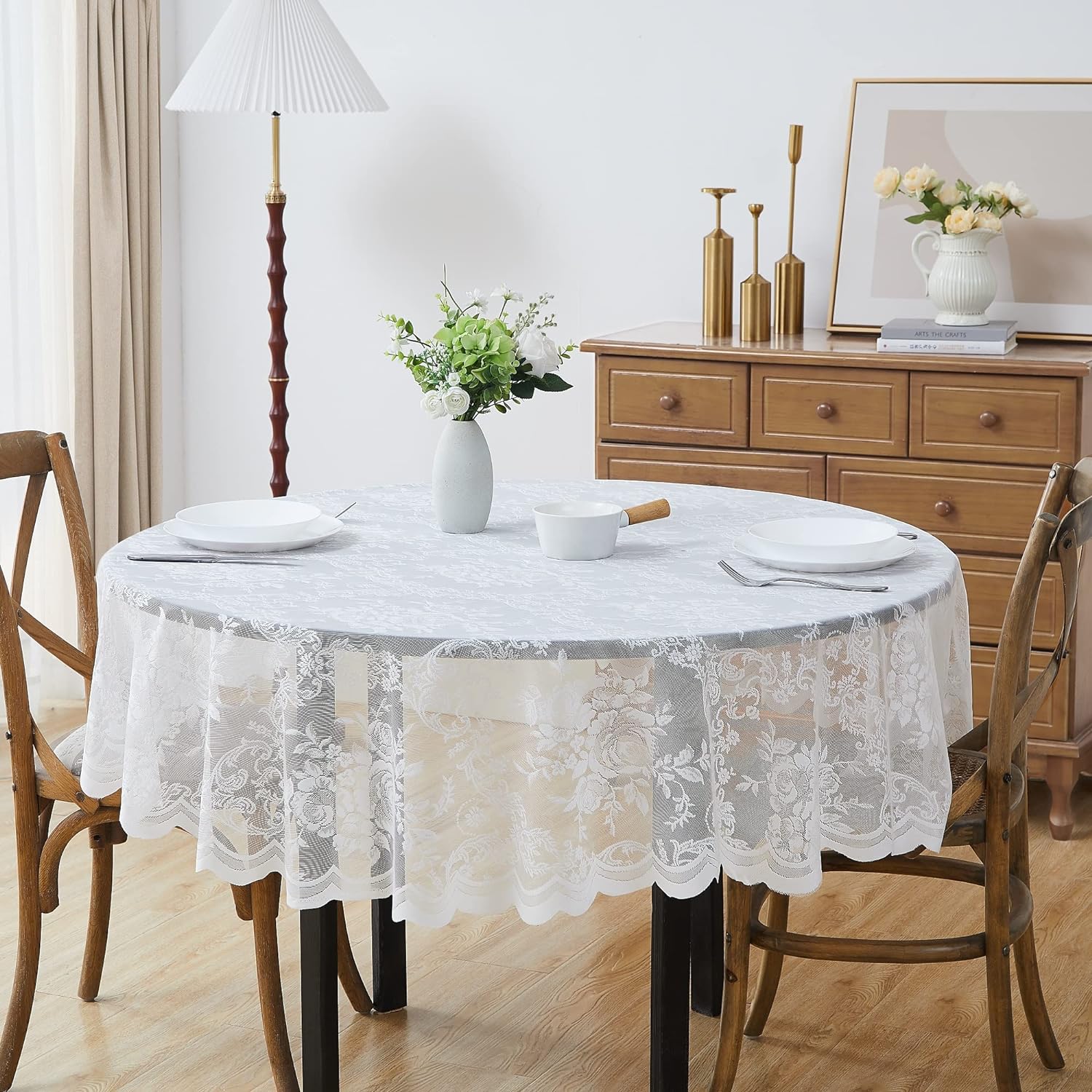 Warm Home Designs 70 Inch Round White Tablecloth with English Rose Design